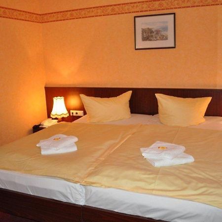 Hotel Ruegen Park Kg Gingst Ruang foto