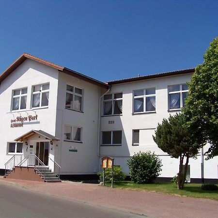 Hotel Ruegen Park Kg Gingst Bagian luar foto